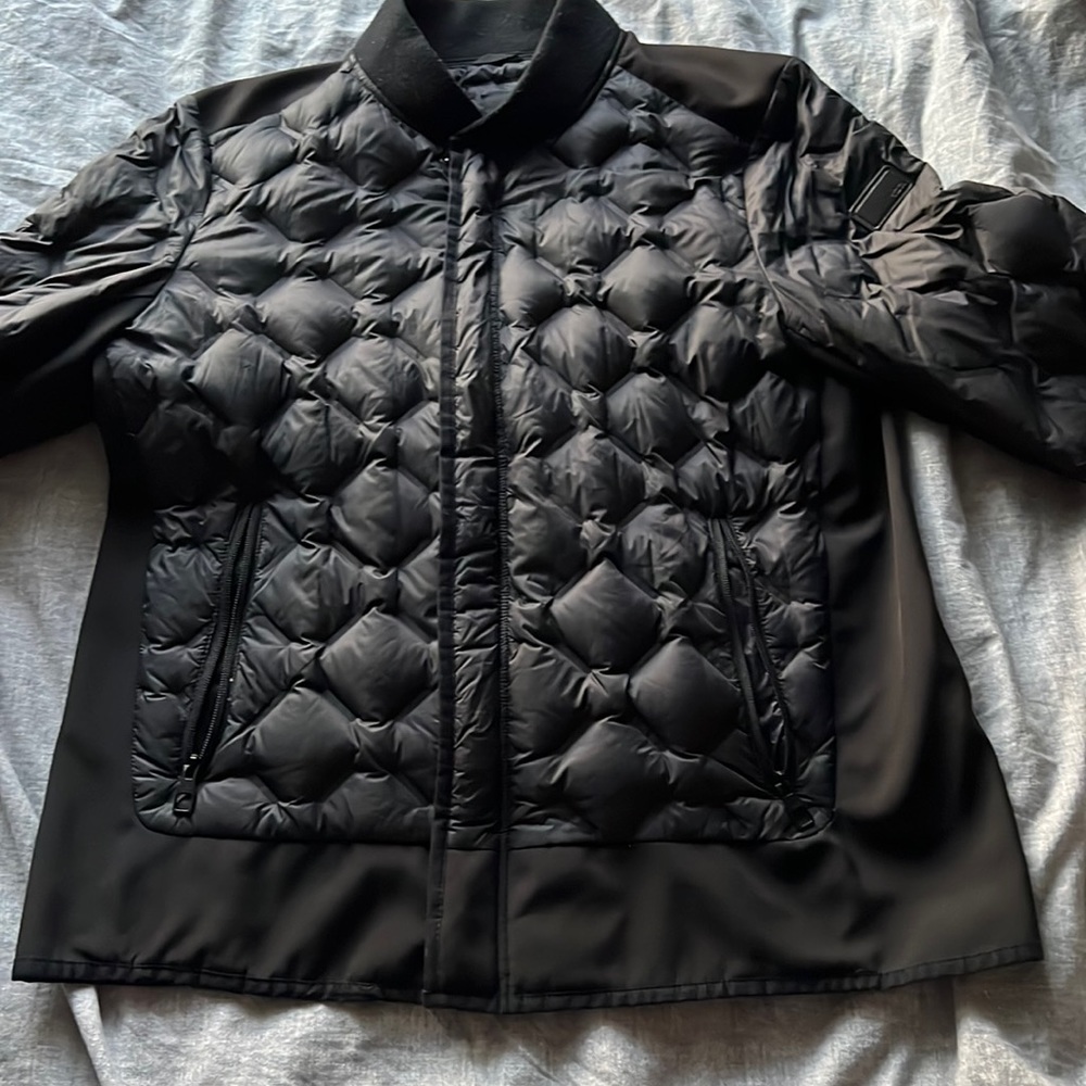 tumi puffer jacket